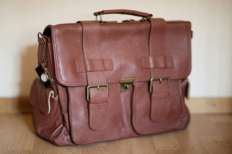 Leather Messenger Bags for Men - Image 2